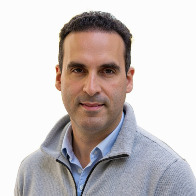 a man in a grey shirt